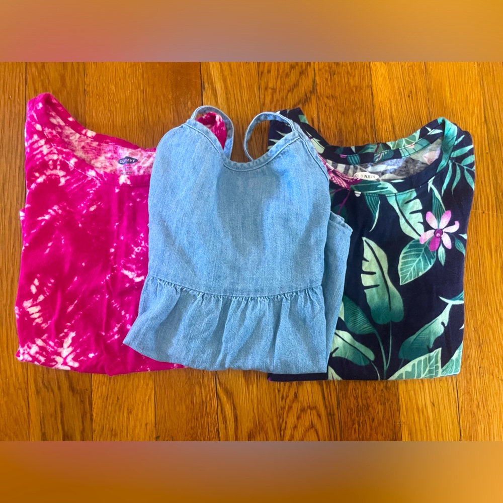 2/$15 6/7 Old Navy tops